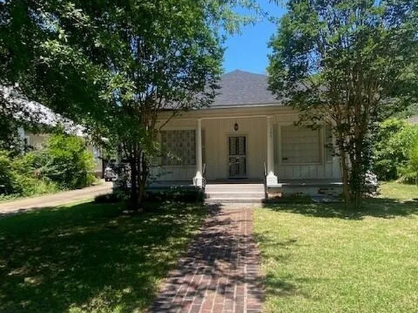 165 W 2nd St, Clarksdale, MS 38614