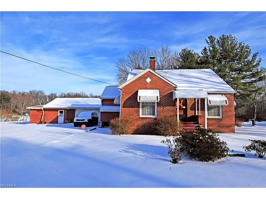 1633 Stillwagon Rd SE photo 1