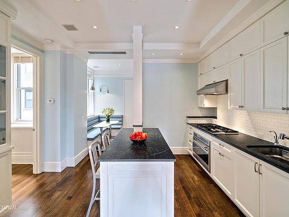 4th image of 1155 Park Ave #8SE