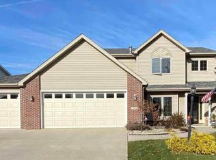 2418 Sugar Tree Dr, Fort Wayne, IN 46818