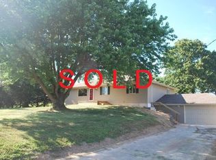 4269 E Farm Rd 104, Springfield, MO 65803