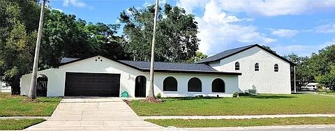 1st image of 425 Amick Way