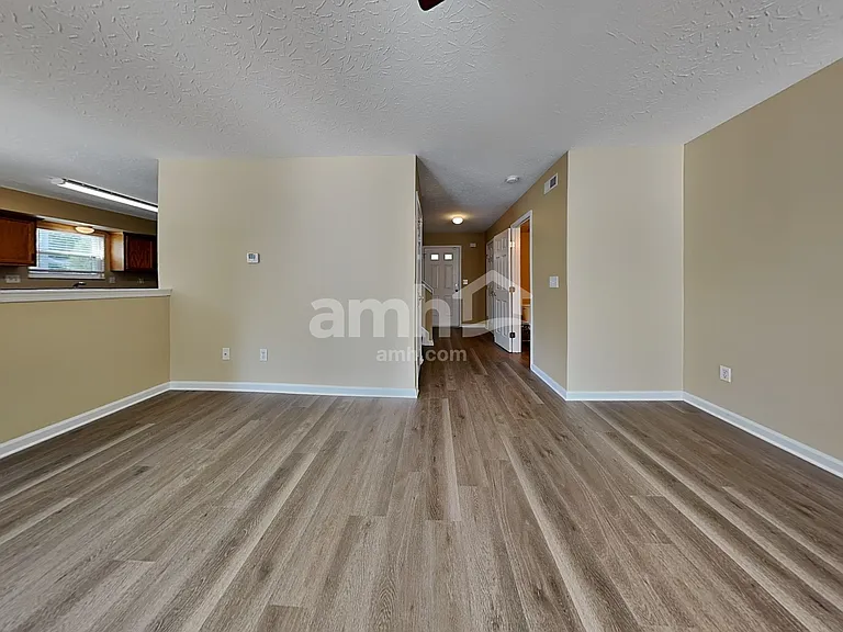 5974 Marsh Cir — Photo 8