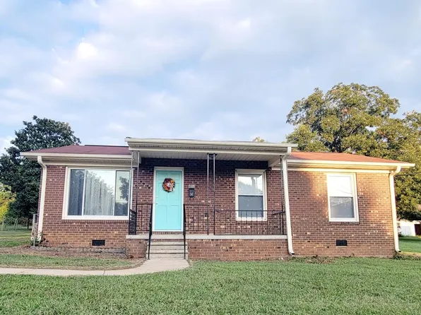 411 Mill St, Graham, NC 27253