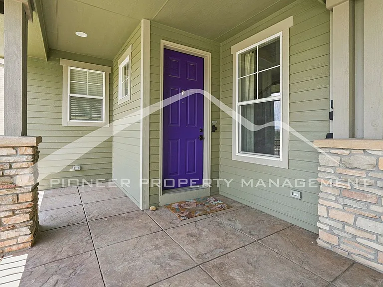 1820 Great Western Dr — Photo 3