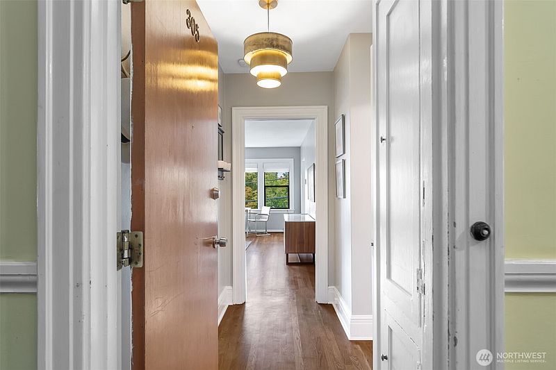 2nd image of 1136 13th Ave #305