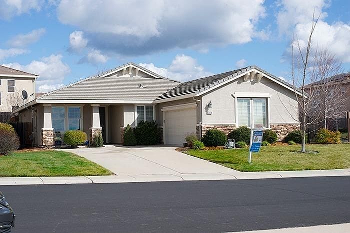 1st image of 2539 Vaquero Vista Dr