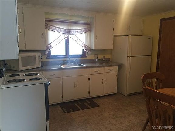 2nd image of 200 Central Blvd
