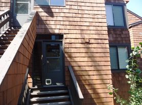 11723 Snowpeak Way, Truckee, CA