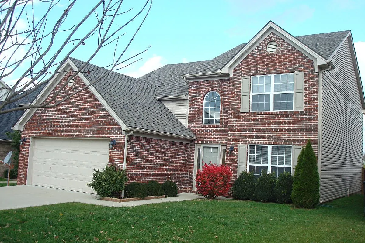 Sprucewood Drive, Lexington — Photo 3