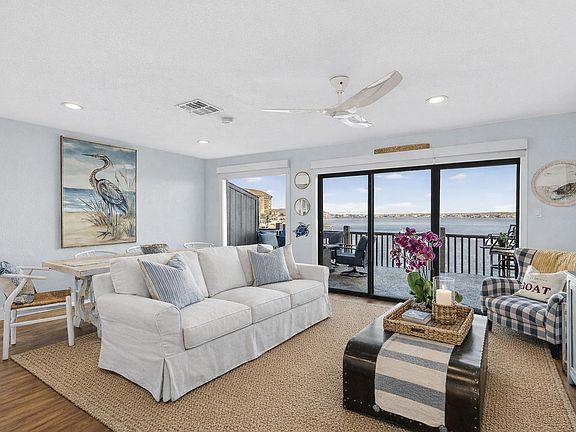 4th image of 104 Island Dr