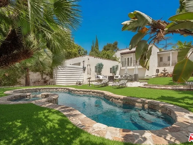 4734 Los Feliz Blvd — Photo 4