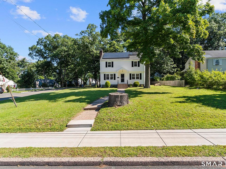 1st image of 739 Center Street