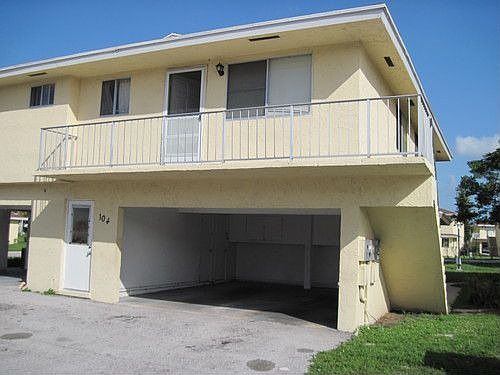 1st image of 1552 Barbarie Ln