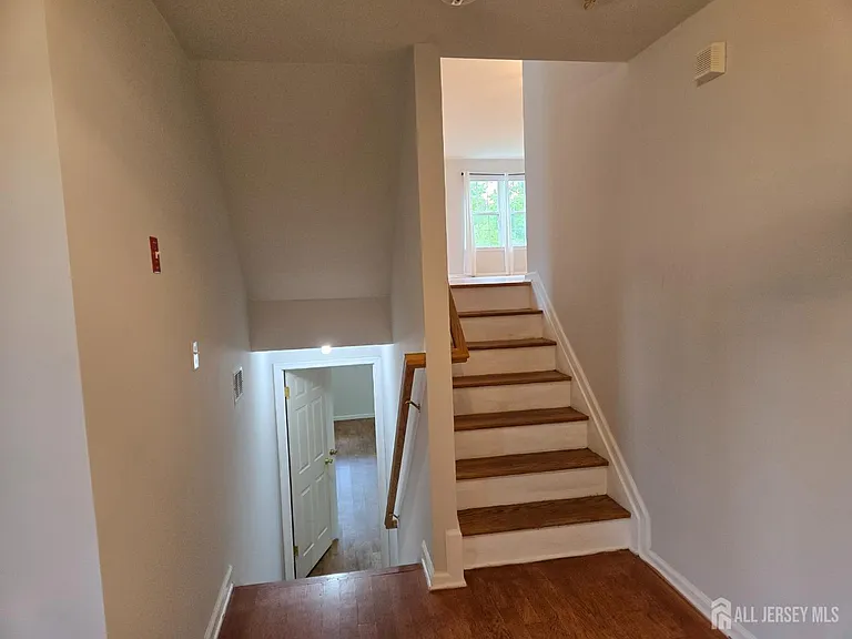 6 Chimney Ct — Photo 10