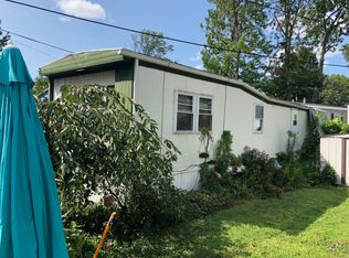 7 W 4th St, Moonachie, NJ 07074