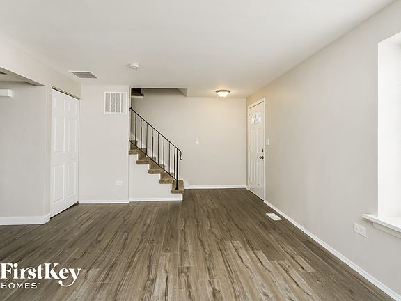 4th image of 903 Blackhawk Dr