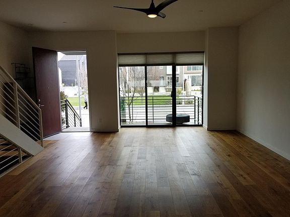 3rd image of 429 Garden St