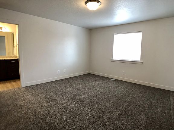 3rd image of 437 S 1400 E #1