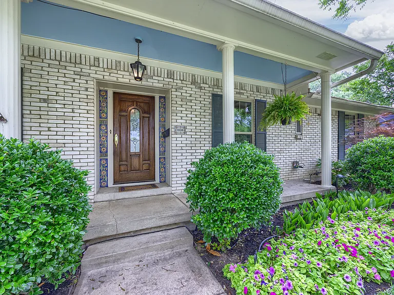 1404 Seminole Dr — Photo 35