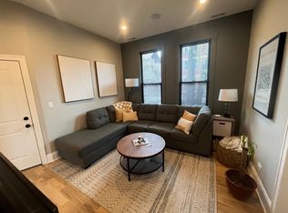 3448 N Seminary Ave #1, Chicago, IL 60657