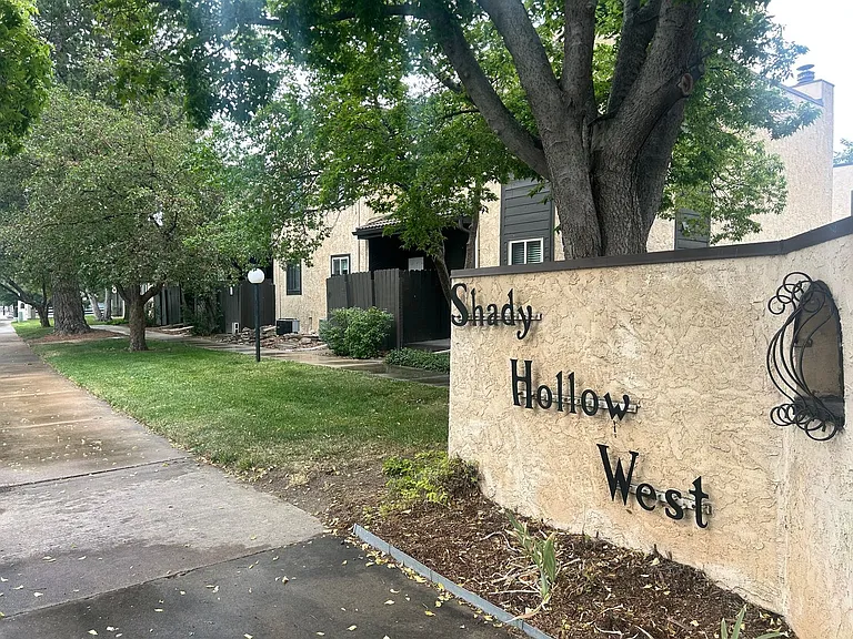 2996 Shady Holw W — Photo 4