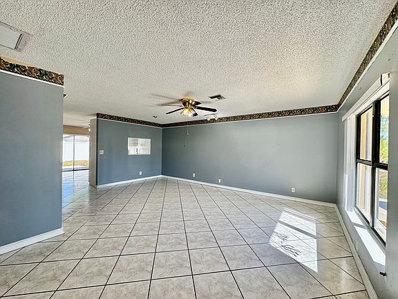 5th image of 5992 Ithaca Cir W