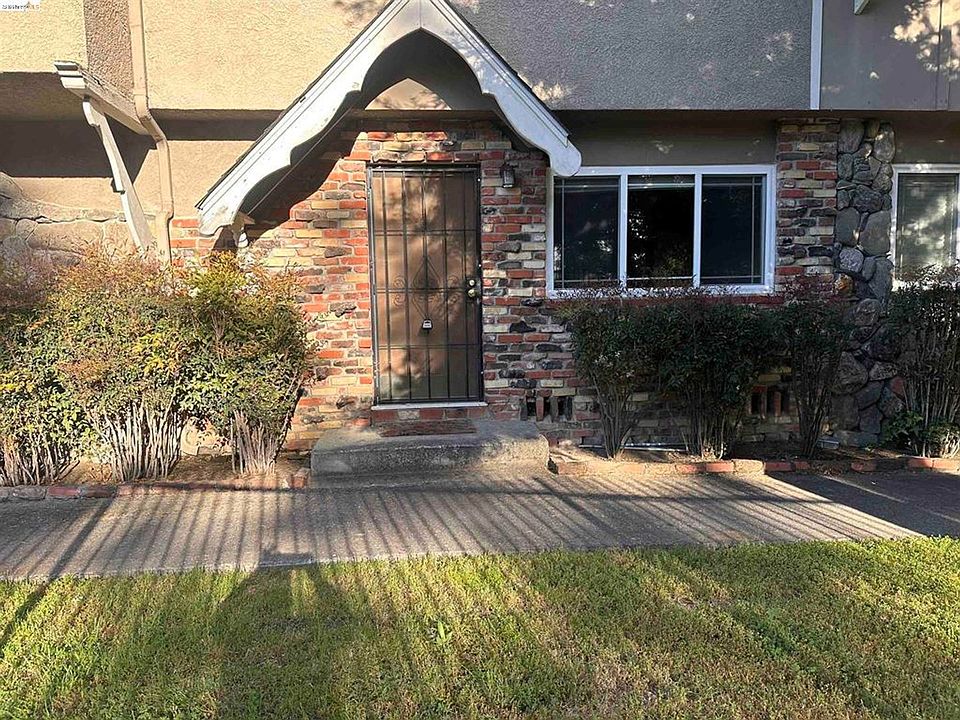 1st image of 399 W Angela St #9