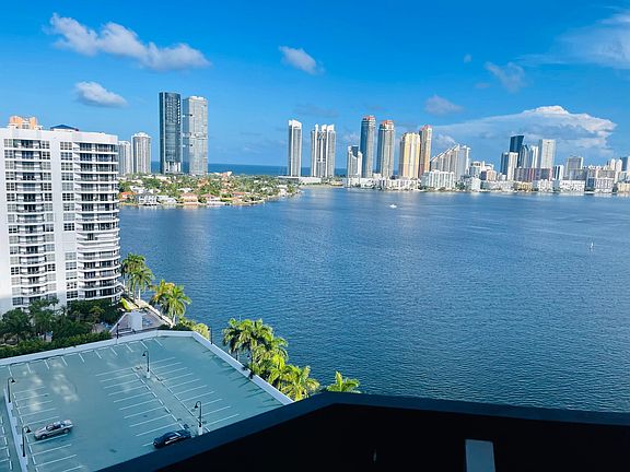 4th image of 3530 Mystic Pointe Dr APT 1813