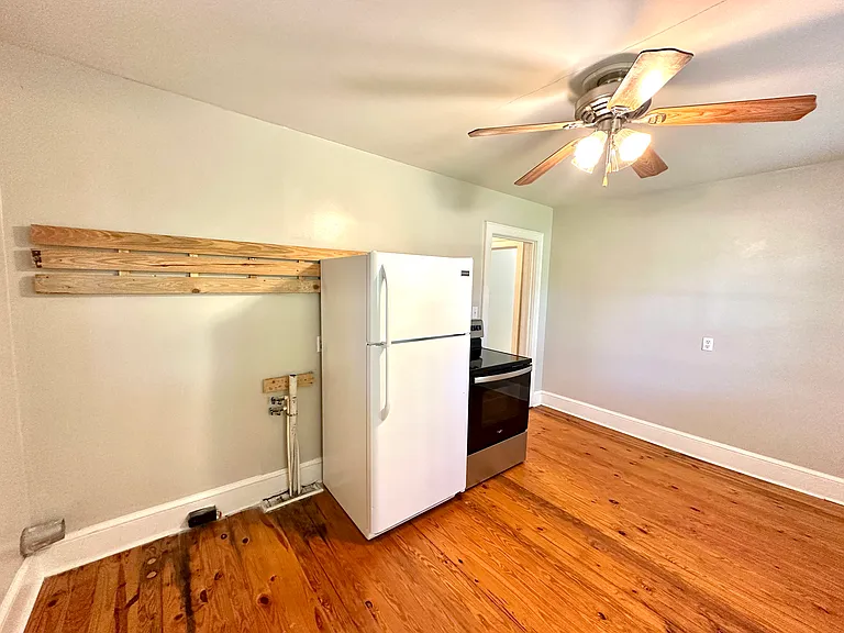 108 Merrilat Ave — Photo 7