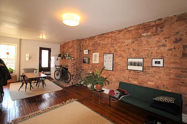 Rented by Compass | media 1