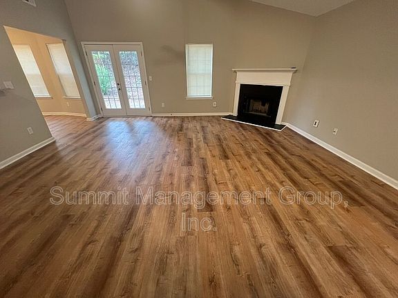 3rd image of 95 Creek Way
