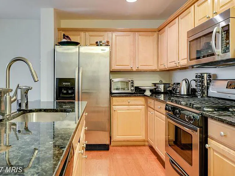 171 Martin Ln — Photo 10