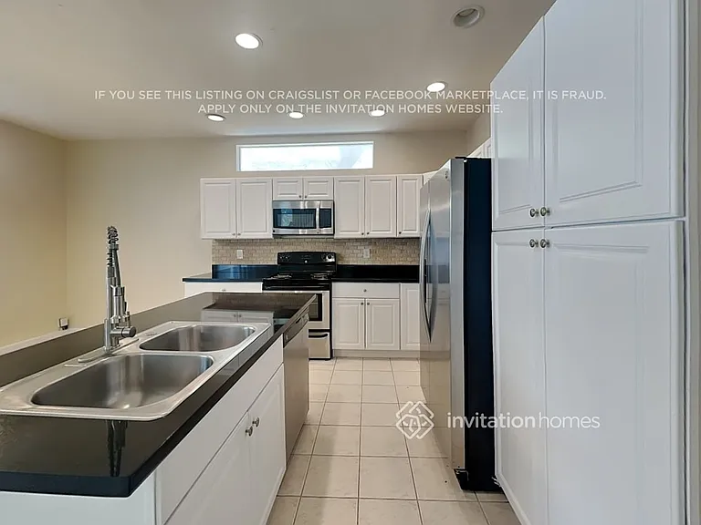 5352 SW 155th Ave — Photo 9