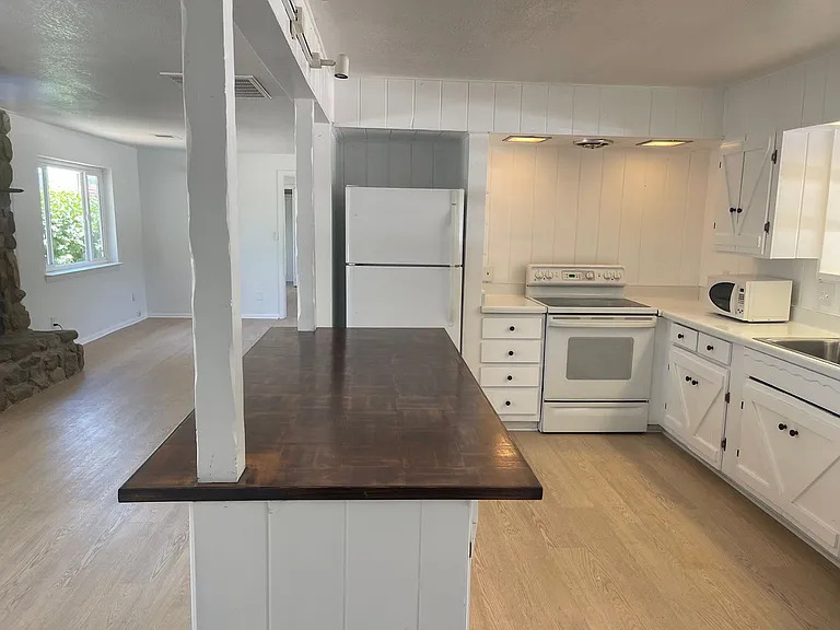 19510 Banducci Rd — Photo 5