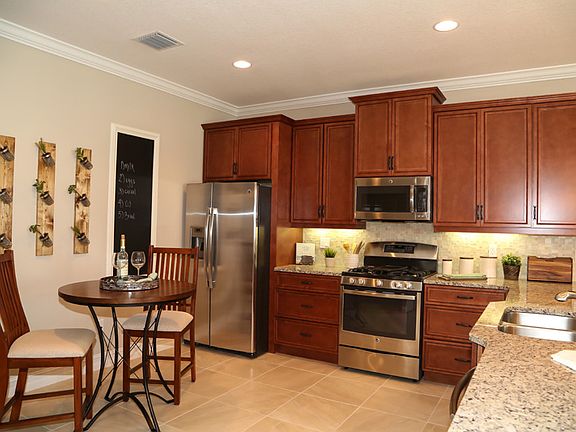 4th image of 6150 NW Cullen Way