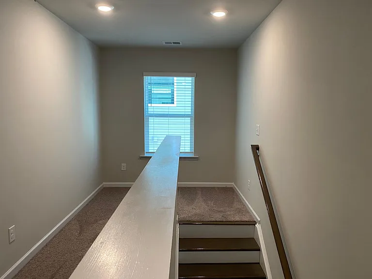4442 Richmond Ct — Photo 13