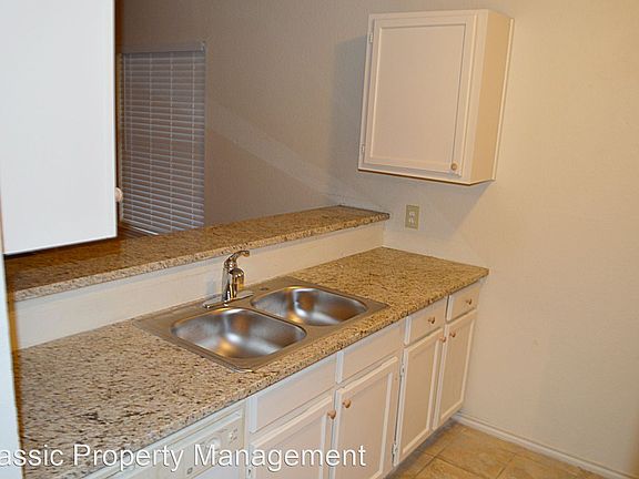 4th image of 1219 Kimbrough St APT C