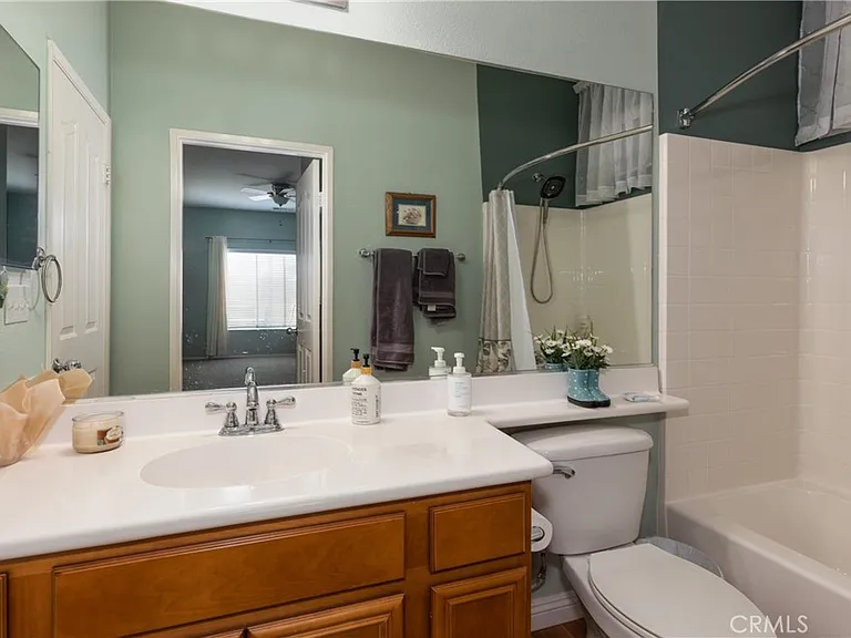 64243 Eagle Mountain Ave — Photo 16