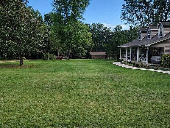4th image of 506 Magnolia Dr