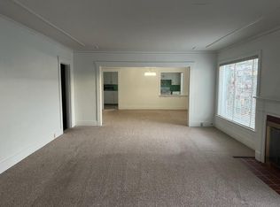 4002 2nd Ave NE APT 2, Seattle, WA 98105