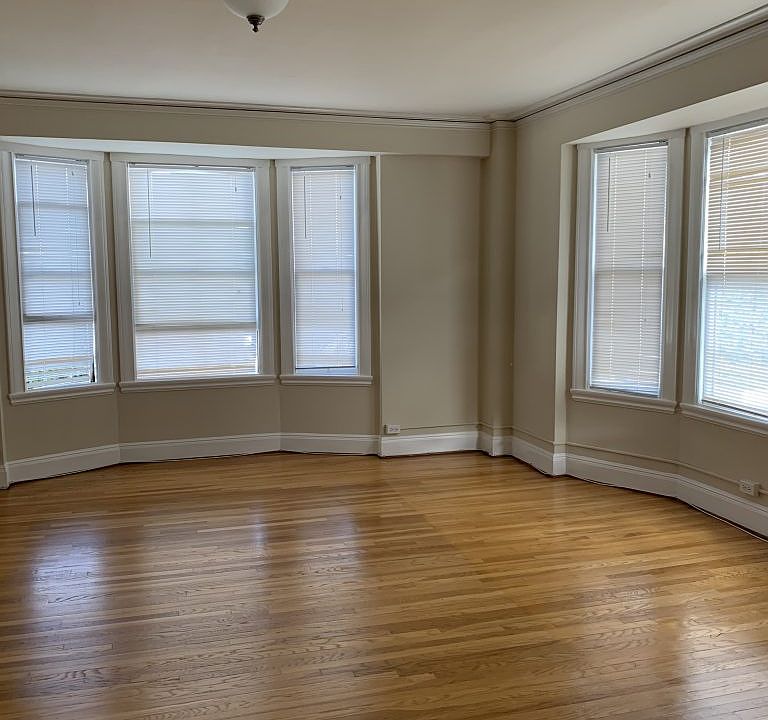 1st image of 1900 Vallejo St #202