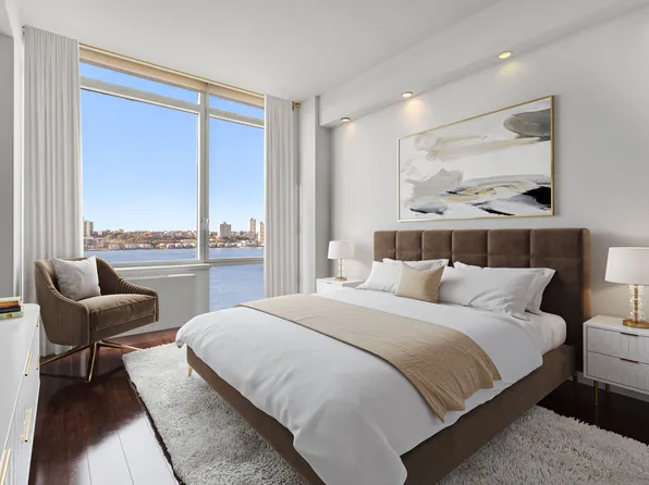 100 Riverside Boulevard image 7 of 21