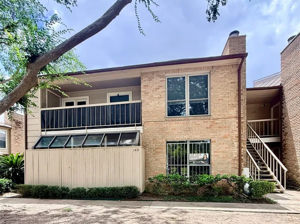 2110 Wilcrest Dr APT 140, Houston, TX 77042