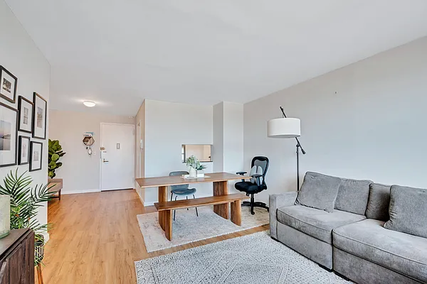 Rented by Corcoran | media 10