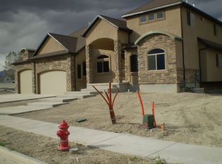3176 W Durham Woods Way, Riverton, UT 84065