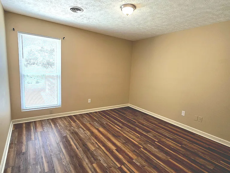 Bedroom #1