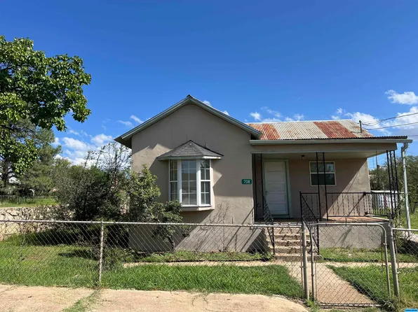 708 Encino St, Santa Clara, NM 88026