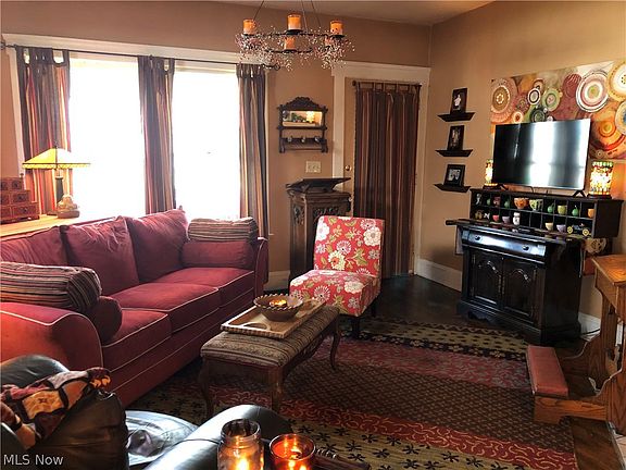 2nd image of 14617-19 W Clifton Blvd