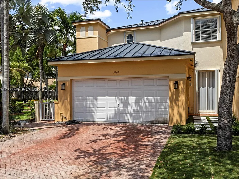 5502 NW 112th Ct #5502 — Photo 33